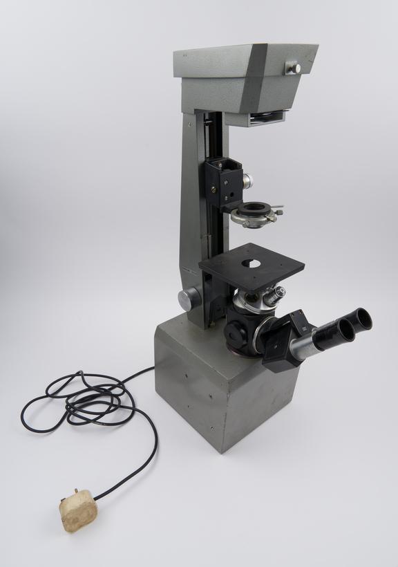 Lynx' inverted binocular microscope stand by Gillett & Sibert