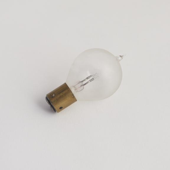 Osram 6-7v, 12w, loosely coiled tungsten filament lamp