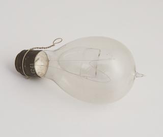 One of eighty-six early incandescent lamps: G&A