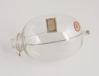 Incandescent lamp, carbon filament lamp