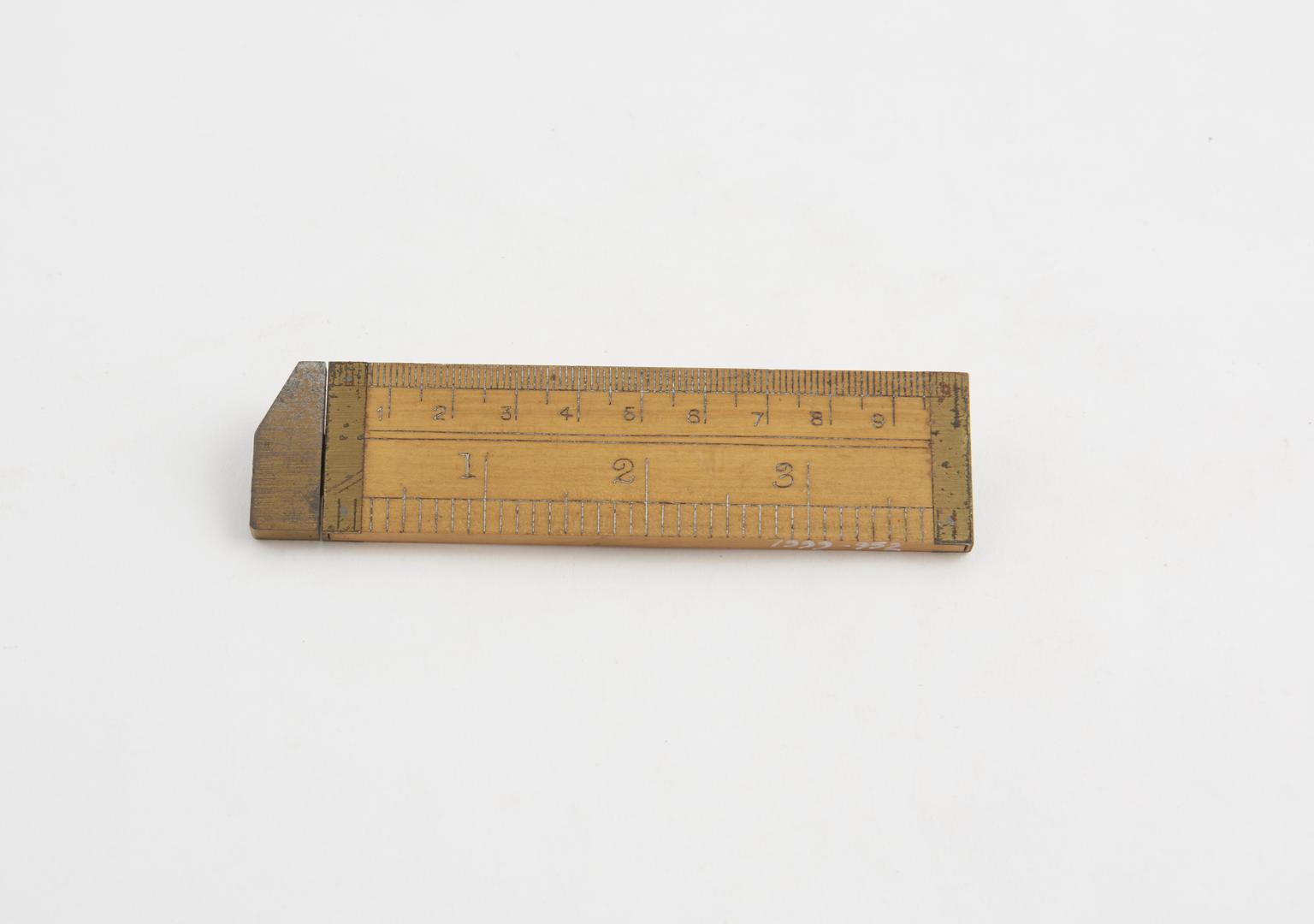 4 Inches Ruled Boxwood four inch rule | Science Museum Group Collection