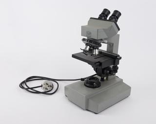 Medilux binocular microscope