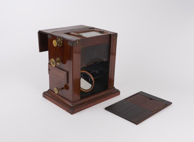 Microphotographic camera