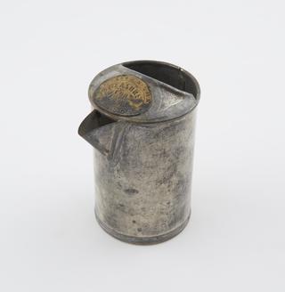 Spouted measure