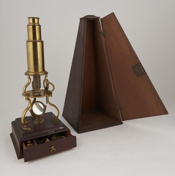 Boxfoot Culpeper microscope by Silberrad of Aldgate, London