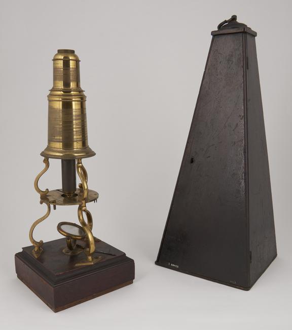 Culpeper microscope in pyramidal case