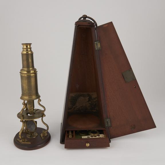 Culpeper microscope in pyramidal box, with trade card, by J