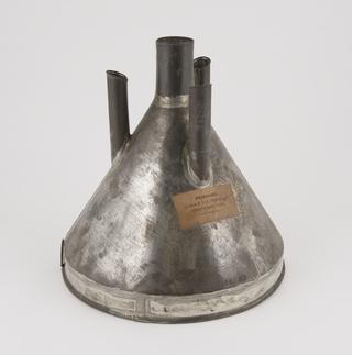 Assay apparatus; components