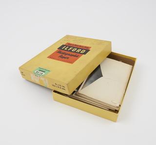 Plate glass negatives and prints relating to x-ray installation