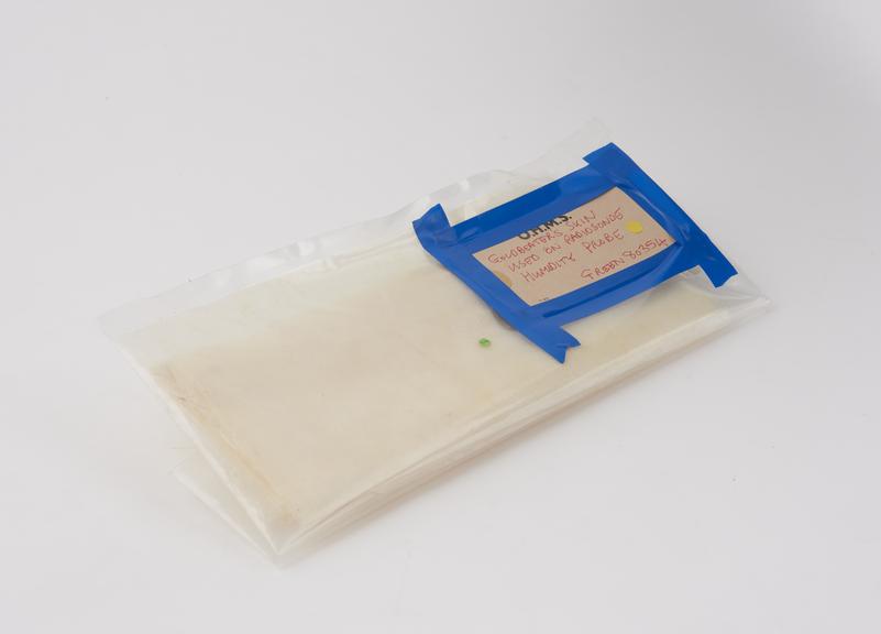 Packet of goldbeater's skin Science Museum Group Collection