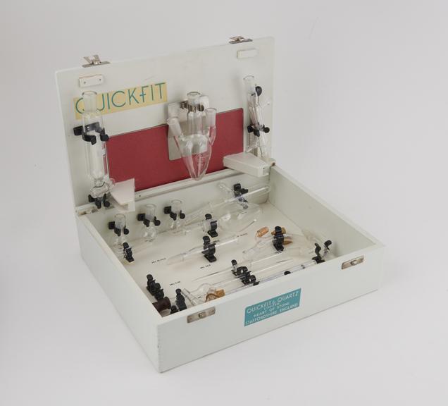 Quickfit & Quartz organic chemistry micro-preparative set.