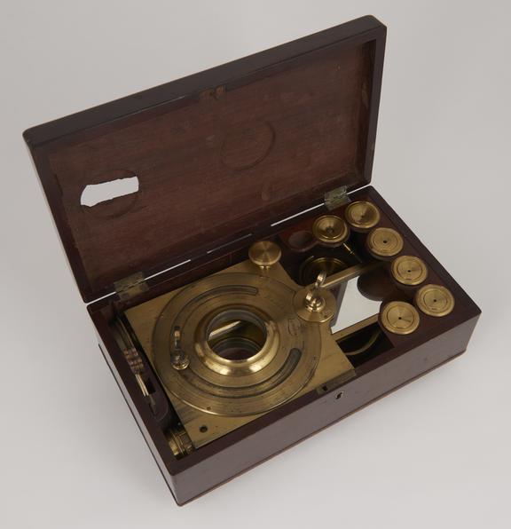 Ramsden Solar microscope in mahogany case, Scroll and Wilson