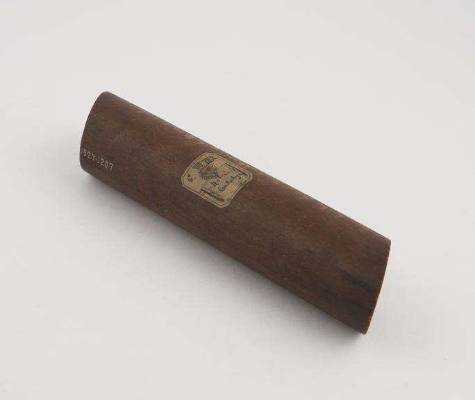 Oblique cylinder