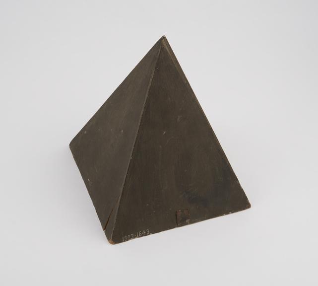 Hollow square pyramid