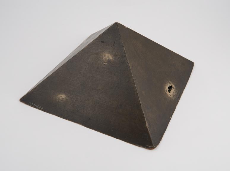 Hollow square pyramid