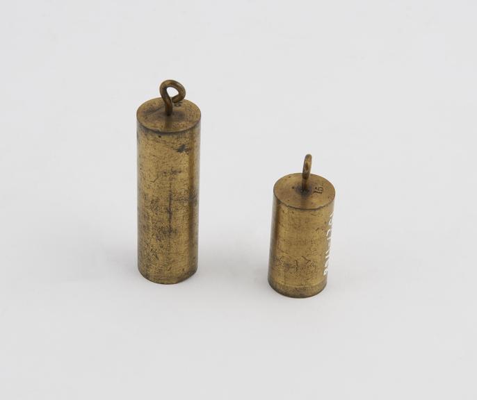 Set of cylindrical weights