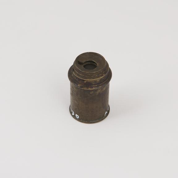 Small brass pocket microscope (c.1780), screw focus, with case