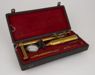 Microscope