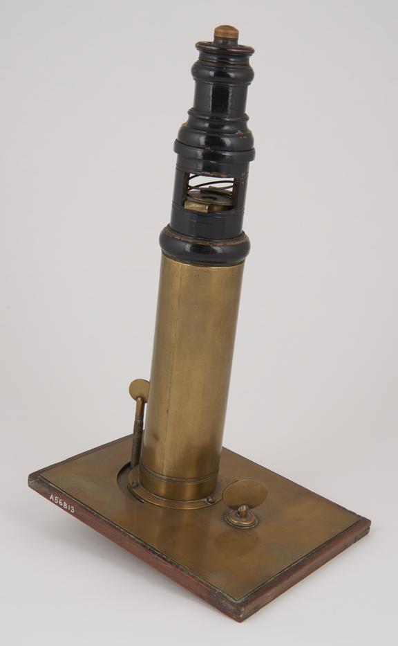 Solar microscope, similar to Nuremburg microscope, Italian