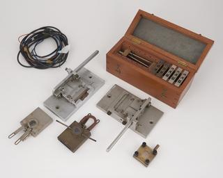 Accessories and spares for high temperature microscope comprising high temperature cells