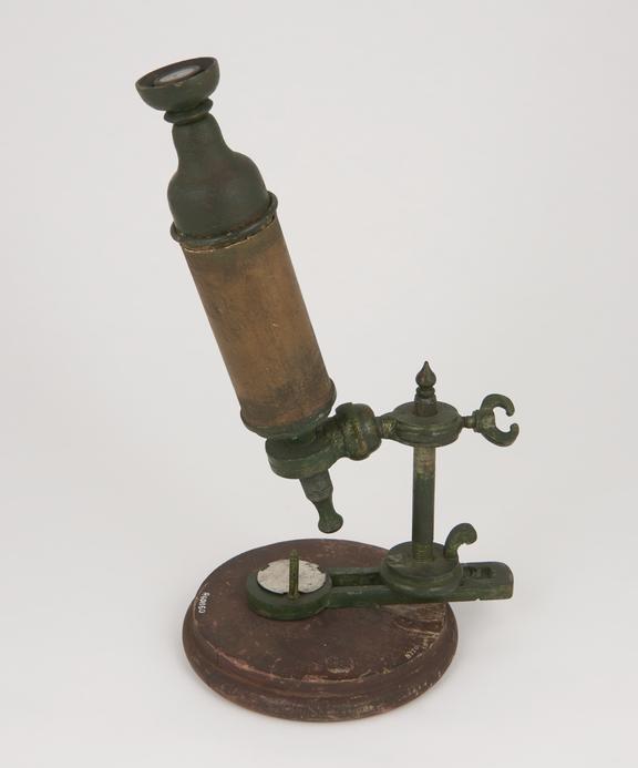 Model of Hooke's microscope as shown in 1665 edition of