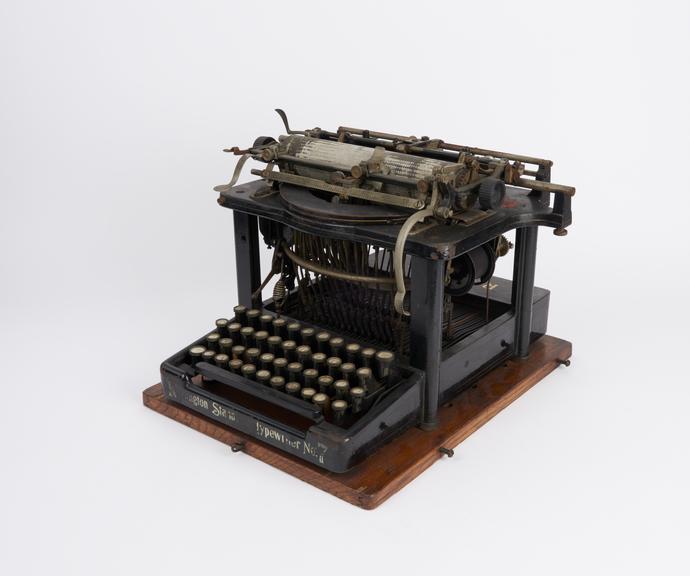 Remington No.7 typewriter