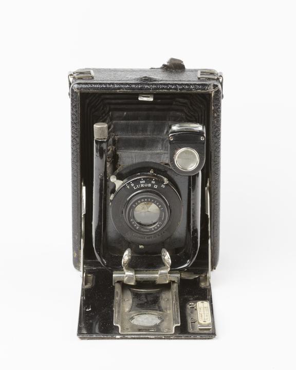 Quarter-plate `Cameo' camera used to take 'second phase' of 