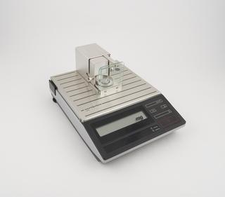 Sartorius Micro Series Balance model M3P serial no. 39220010