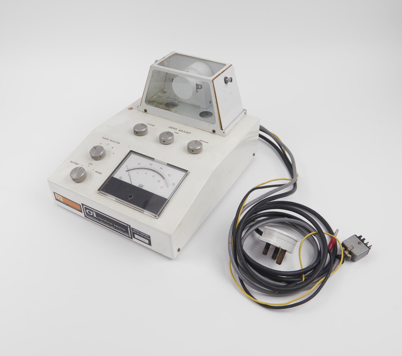CI Microforce balance by C.I. Electronics Ltd. | Science Museum Group ...