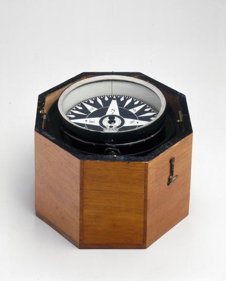 Admiralty steering compass demonstrating the laminated compass needles typical of the mid-19th century