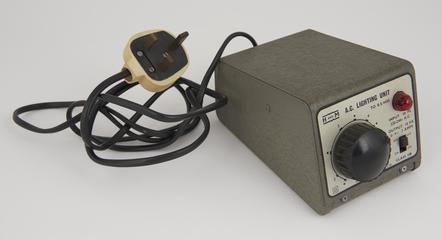 Power supply for interference microscope