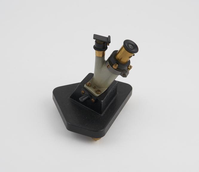 'Nonien' scale reading microscope by O. Fennel und Soehne, c