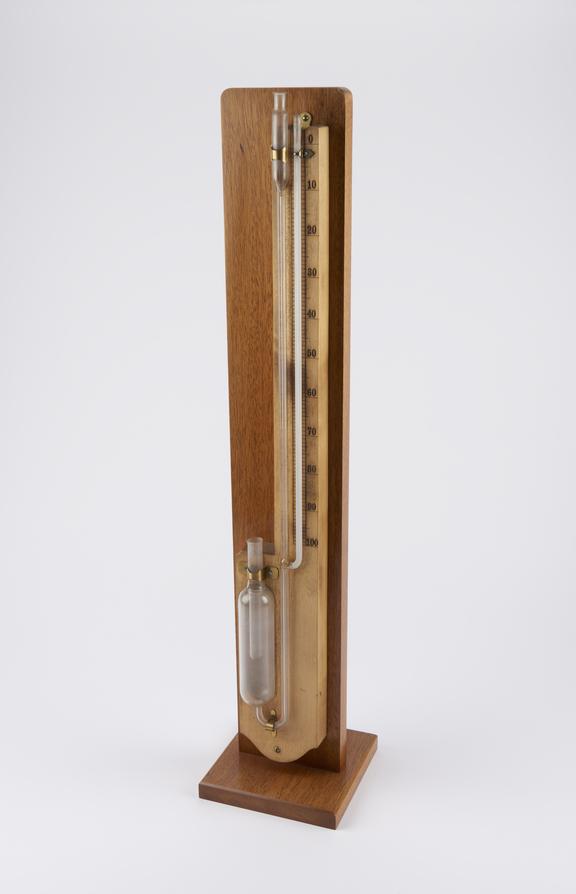 Bunsen's ice calorimeter, by F. E. Becker & Co