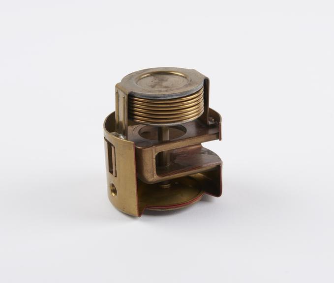 'Teddington' car thermostat, sectioned