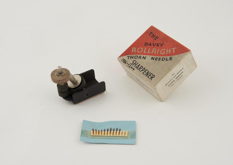 Davey Rollright Thorn needle sharpener