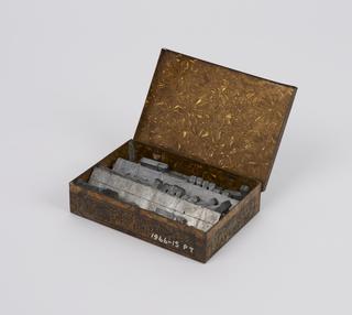 Tobacco tin containing type