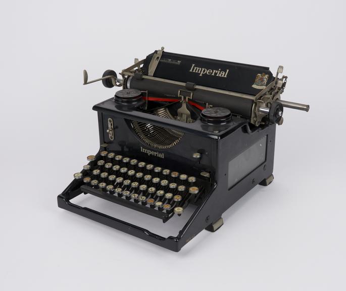 Imperial typewriter, model 50, serial no. 91141, c