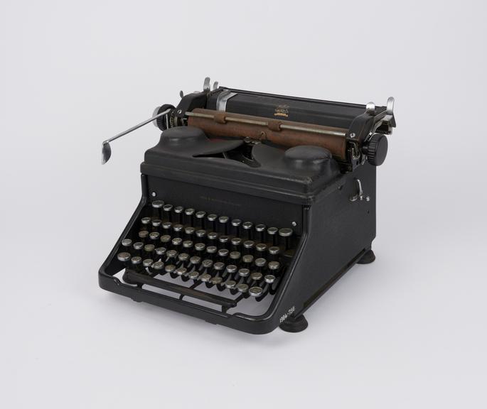 Bar-Lock Typewriter serial no. 503838, model 20, circa 1939