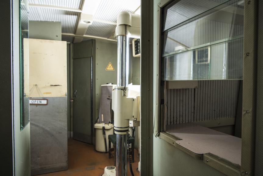 Mobile X-Ray Vehicle
