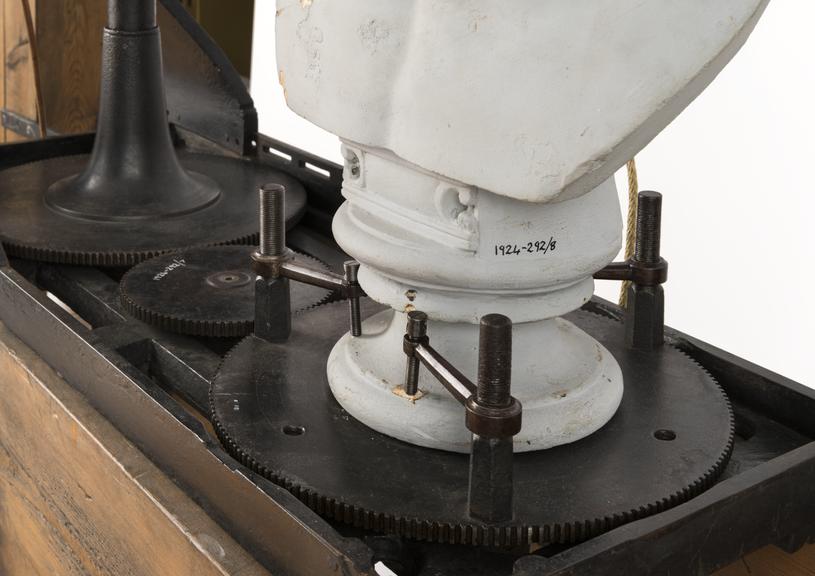 Reproducing Machine Machine for reproducing sculpture | Science Museum Group Collection