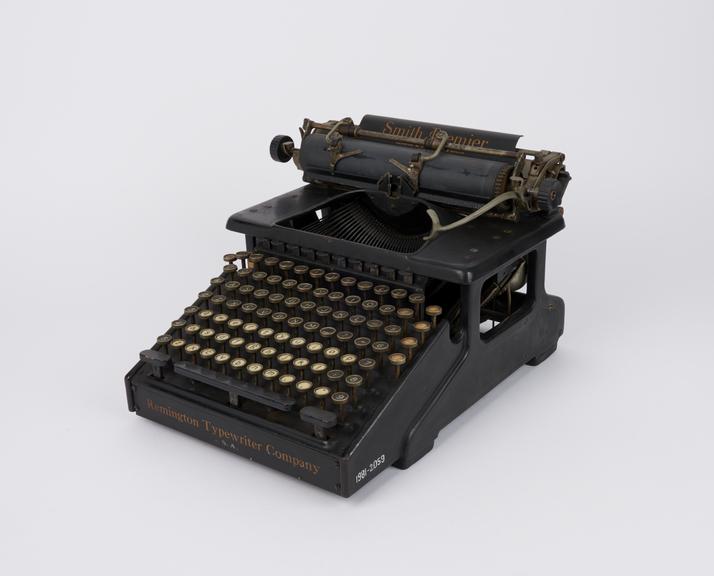 Smith Premier Model 10A typewriter manufactured by Remington