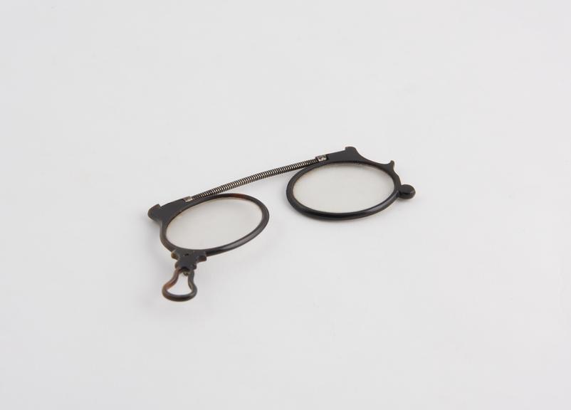 'Helical' spring folding eyeglasses with oval lenses