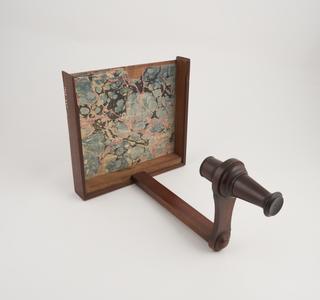 Optical toy, viewfinder on stand for images