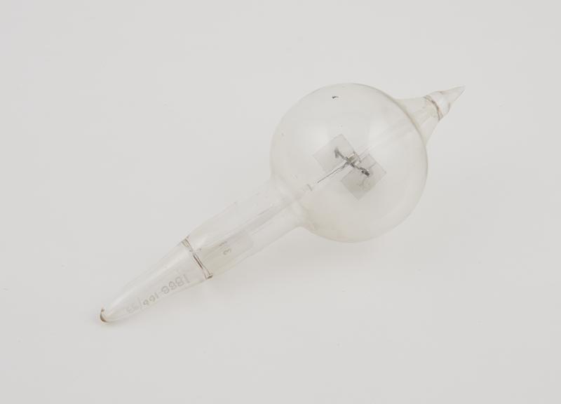 Radiometer used to illustrate Sir William Crookes' researches