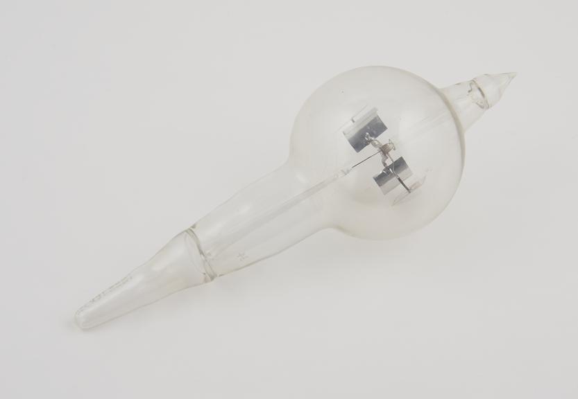 Radiometer used to illustrate Sir William Crookes' researches