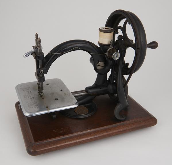 Willcox and Gibbs chainstitch sewing machine