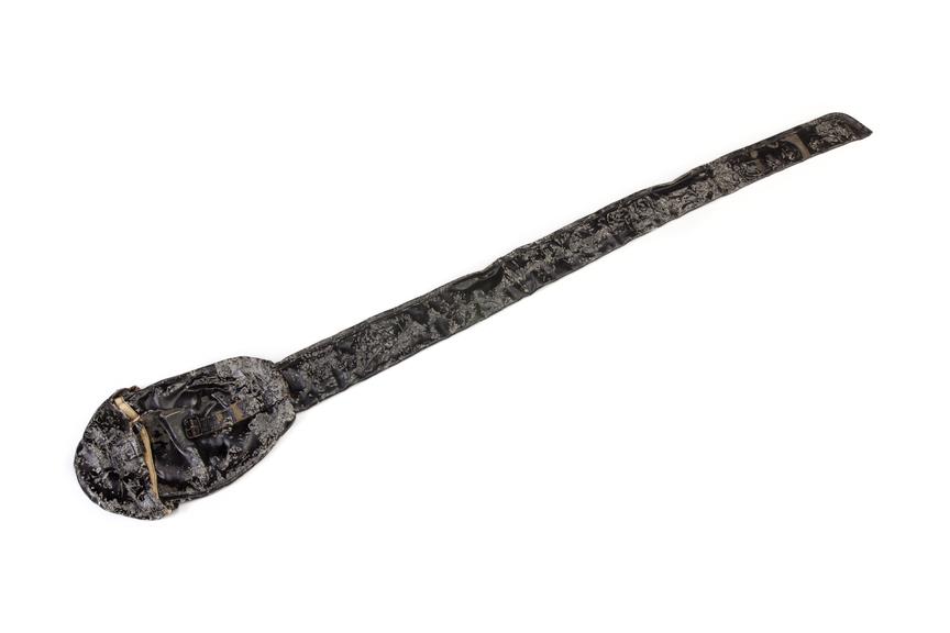 Court dress sword case
        Worn by H V Roe