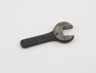 Open-ended square spanner used with Berthelot-Mahler Bomb Calorimeter