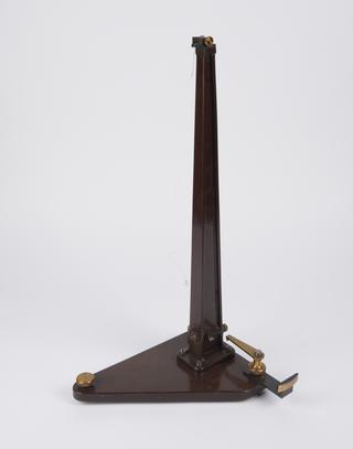 Support pillar for Milne horizontal pendulum seismograph