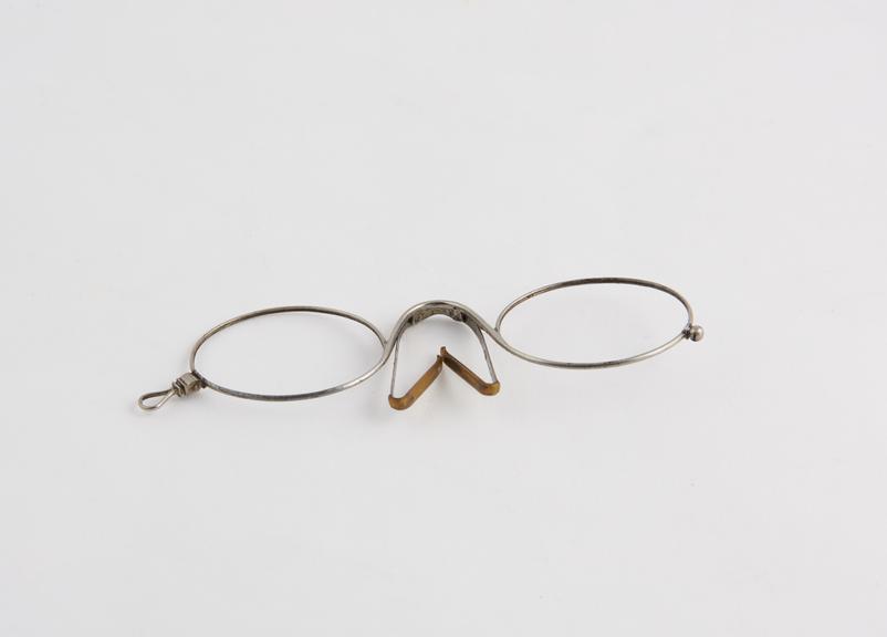 English clip eyeglasses with nickel-plated frame, oval lenses